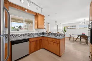 411 Valle Vista Ave, Vallejo, CA 94590 - Photo 23