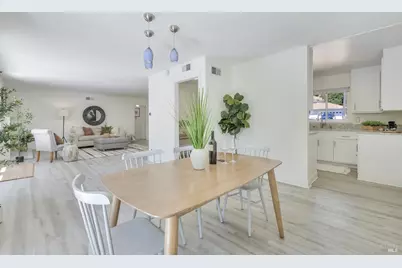 555 Arthur Street, Novato, CA 94947 - Photo 9