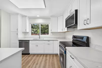 4601 Harbor Lane, Rohnert Park, CA 94928 - Photo 17