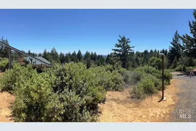 28110 Elkhorn Road, Yorkville, CA 95494 - Photo 19