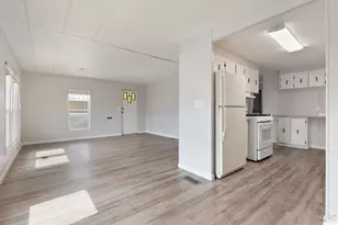 300 E H St, Benicia, CA 94510 - Photo 7