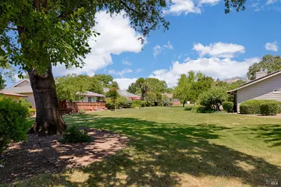 358 Twin Lakes Drive, Santa Rosa, CA 95409 - Photo 41