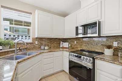 24 Bonsai Court, San Rafael, CA 94903 - Photo 9