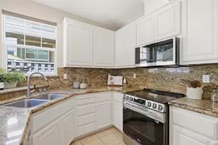 24 Bonsai Ct, San Rafael, CA 94903 - Photo 9