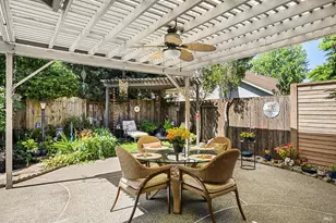 9139 Piccadilly Cir, Windsor, CA 95492 - Photo 3