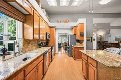 9139 Piccadilly Circle, Windsor, CA 95492 - Photo 19