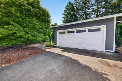 8135 Valentine Avenue, Sebastopol, CA 95472 - Photo 35