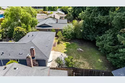 8135 Valentine Avenue, Sebastopol, CA 95472 - Photo 43