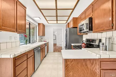 367 Miramonte Court, Santa Rosa, CA 95409 - Photo 15