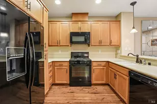 103 Arcangel Way, San Pablo, CA 94806 - Photo 27
