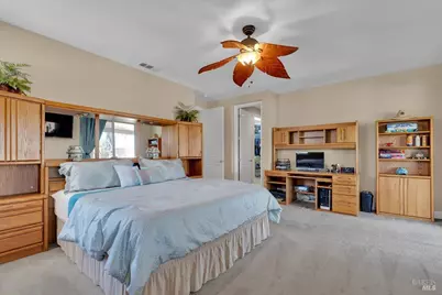 331 Frisbie Circle, Vacaville, CA 95688 - Photo 37
