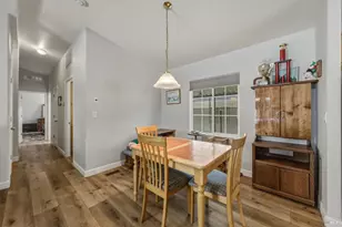 261 Hermosa Cir, Santa Rosa, CA 95409 - Photo 17