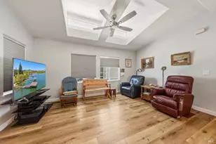 261 Hermosa Cir, Santa Rosa, CA 95409 - Photo 9