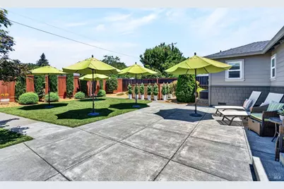 2613 Village Side Drive, Santa Rosa, CA 95405 - Photo 3
