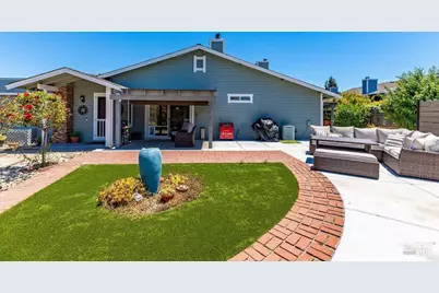 1736 Stuart Court, Benicia, CA 94510 - Photo 37