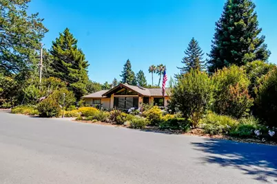 2049 W F Street, Napa, CA 94558 - Photo 3