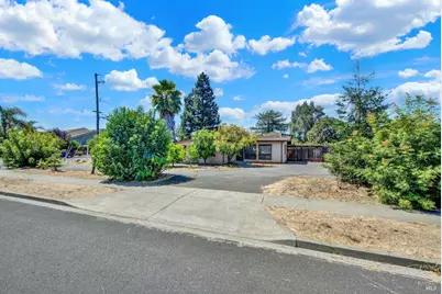 1290 Sweetbriar Drive, Napa, CA 94558 - Photo 67