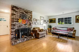 19295 Junipero Serra Dr, Sonoma, CA 95476 - Photo 11