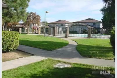 327 Bahia Lane, San Rafael, CA 94901 - Photo 25