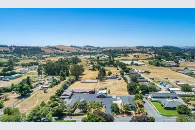 720 Liberty Road, Petaluma, CA 94952 - Photo 41