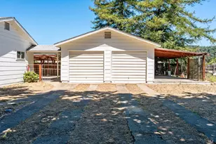 300 Bradford Ln, Hopland, CA 95449 - Photo 37