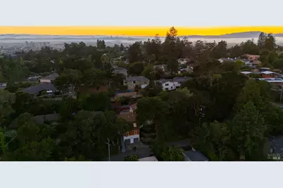 5595 Estates Drive, Oakland, CA 94618 - Photo 41