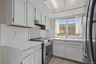 299 Shasta Dr, Vacaville, CA 95687 - Photo 15
