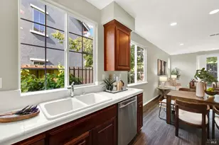 371 Mountain Meadows Dr, Fairfield, CA 94534 - Photo 19
