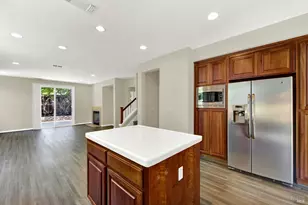 371 Mountain Meadows Dr, Fairfield, CA 94534 - Photo 5