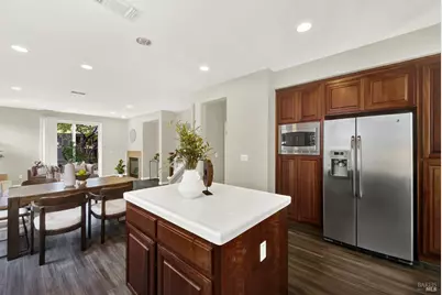371 Mountain Meadows Drive, Fairfield, CA 94534 - Photo 17