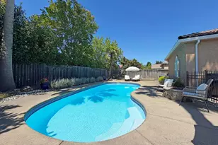468 Briarwood Dr, Ukiah, CA 95482 - Photo 1