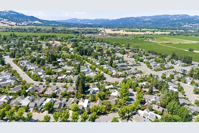220 Avenida Barbera, Sonoma, CA 95476 - Photo 19