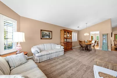 561 Shady Glen Avenue, Vacaville, CA 95688 - Photo 13