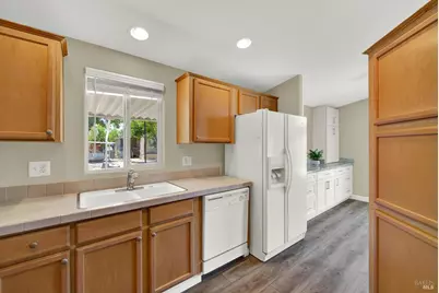 2 Del Loma #2 Court, Vacaville, CA 95687 - Photo 27