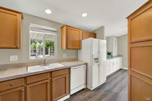 2 Del Loma Ct, Vacaville, CA 95687 - Photo 27