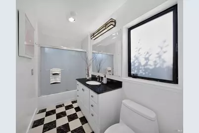 101 Headlands Court, Sausalito, CA 94965 - Photo 17