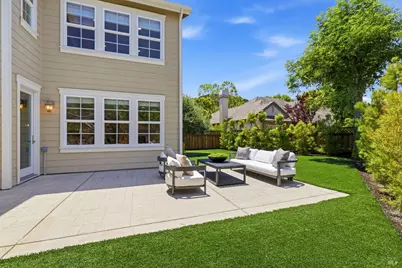 7 Turner Drive, Novato, CA 94949 - Photo 9