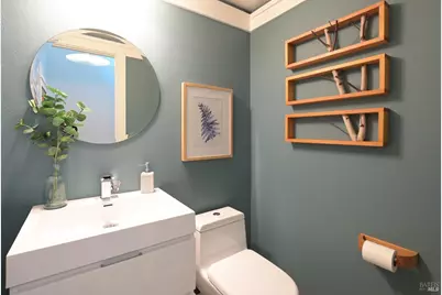 130 C Street, San Rafael, CA 94901 - Photo 17
