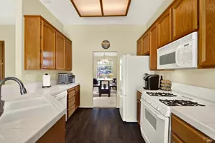 525 Schooner Ridge Dr, Dixon, CA 95620 - Photo 21