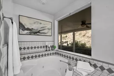 17431 Greenridge Road, Hidden Valley Lake, CA 95467 - Photo 27
