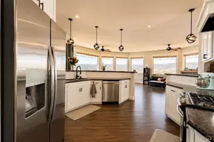 17535 Meadow View Dr, Hidden Valley Lake, CA 95467 - Photo 9