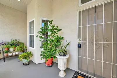 401 Marvin Gardens Drive, Vacaville, CA 95687 - Photo 21