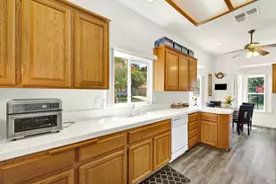 401 Marvin Gardens Dr, Vacaville, CA 95687 - Photo 29