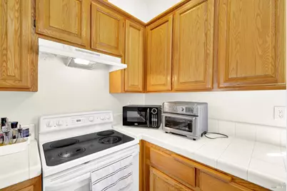 401 Marvin Gardens Drive, Vacaville, CA 95687 - Photo 31