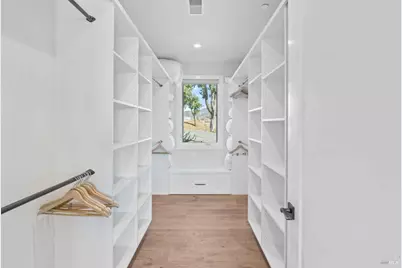 1040 Loma Vista Drive, Napa, CA 94558 - Photo 17