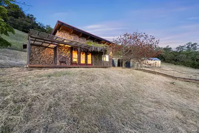 6960 Round Oak Road, Penngrove, CA 94951 - Photo 3