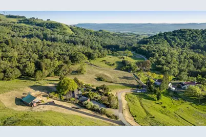 6960 Round Oak Road, Penngrove, CA 94951 - Photo 9