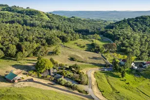 6960 Round Oak Rd, Penngrove, CA 94951 - Photo 9