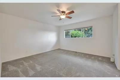 2040 Parrish Drive, Santa Rosa, CA 95404 - Photo 13