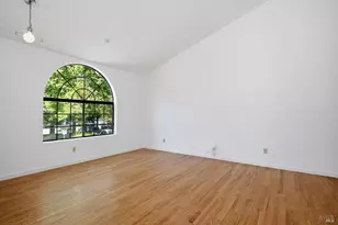 127 Golden Gate Cir, Napa, CA 94558 - Photo 9